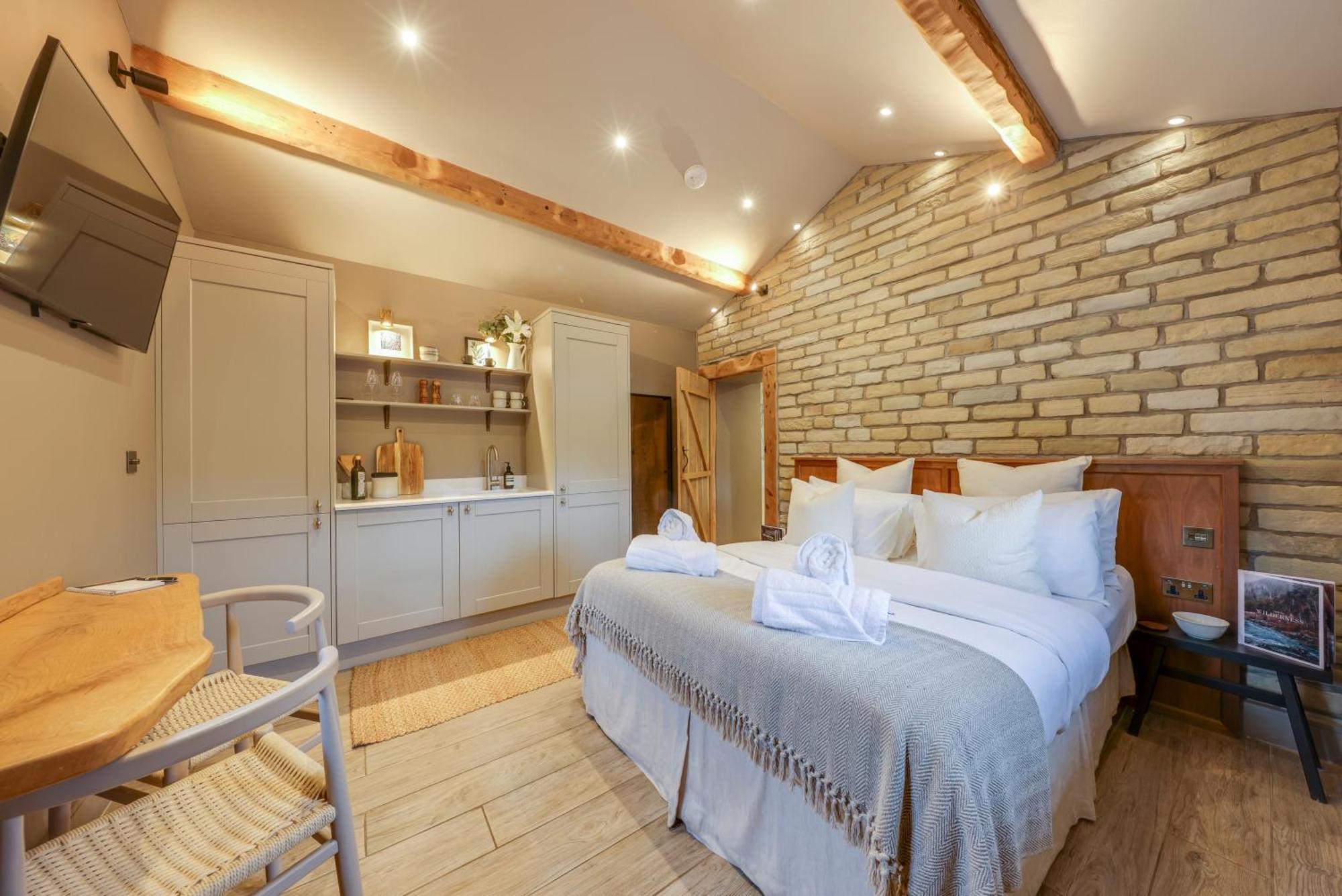 Apartments For Two In Brand New Luxury Rural Farmhouse Escape Ramsbottom Exterior photo